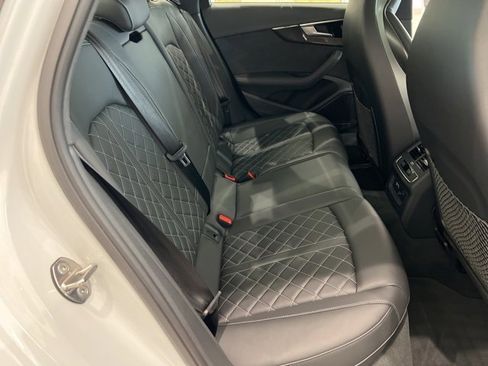 Used 2024 Audi S4 Premium Plus w/ Premium Plus Package image 19