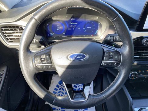 Used 2021 Ford Escape Titanium w/ Titanium Elite Package image 21