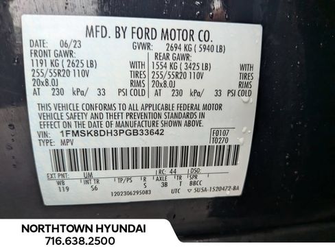 Used 2023 Ford Explorer XLT w/ Equipment Group 202A AWD/4WD image 36