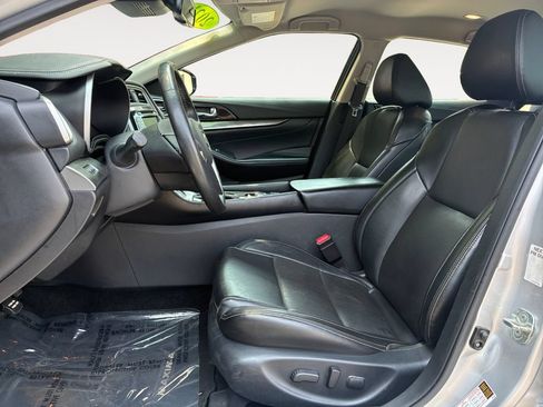 Used 2021 Nissan Maxima 3.5 SV w/ Floor Mat Group FWD image 9