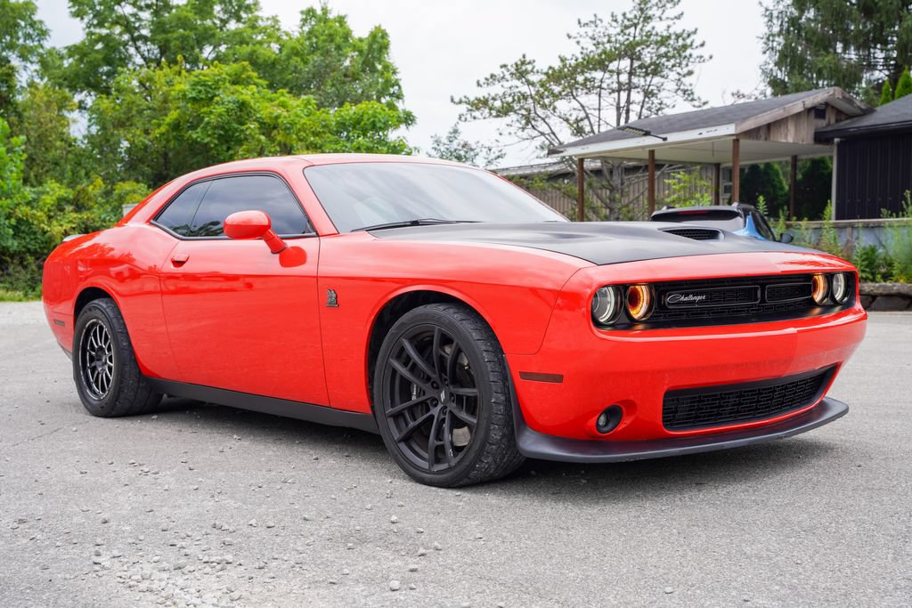 Used 2020 Dodge Challenger R/T Scat Pack w/ Dynamics Package RWD image 10