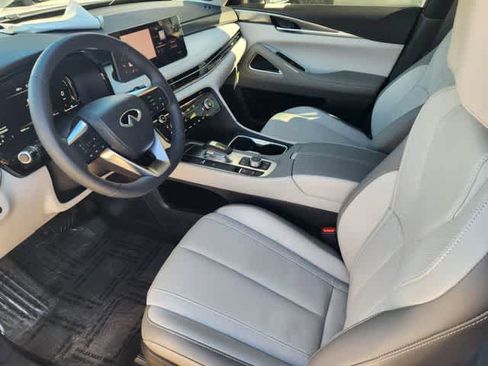 Certified 2026 INFINITI QX60 Luxe w/ Cargo Package image 2