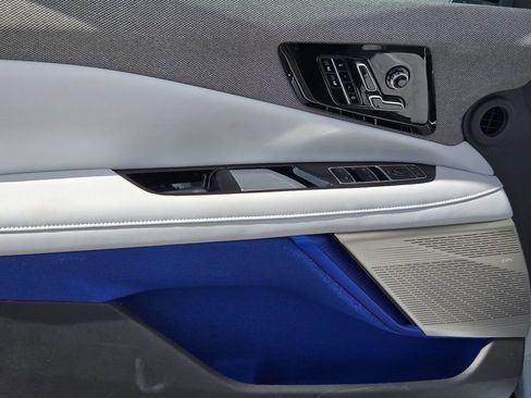 New 2025 Cadillac Optiq Sport 1 image 19