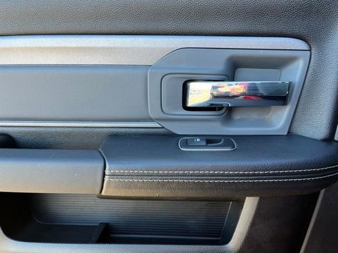 Used 2018 RAM 2500 Power Wagon w/ Luxury Group image 19