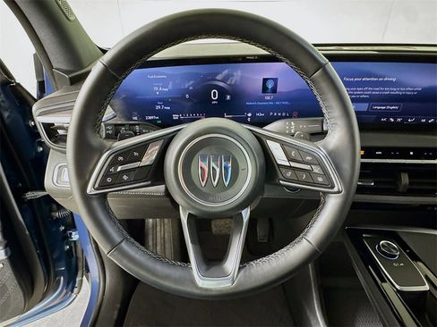 Used 2025 Buick Enclave Preferred image 9