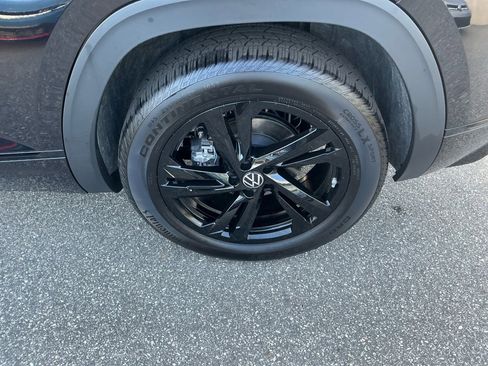 New 2026 Volkswagen Atlas Cross Sport SEL R-Line image 20