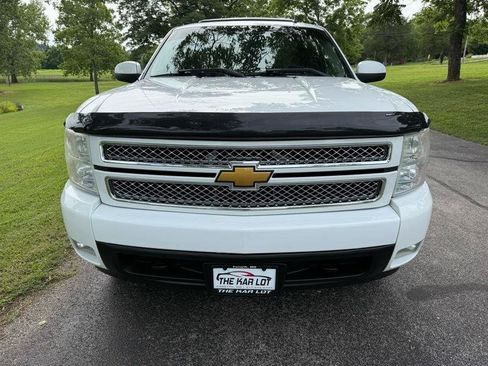 Used 2008 Chevrolet Silverado 1500 LTZ w/ Suspension Package, Off-Road AWD/4WD image 2