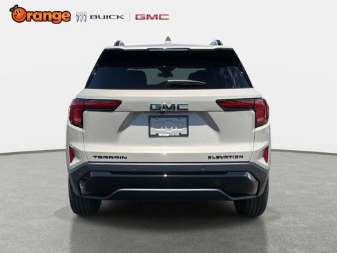 New 2026 GMC Terrain Elevation w/ Elevation Premium Package FWD image 4