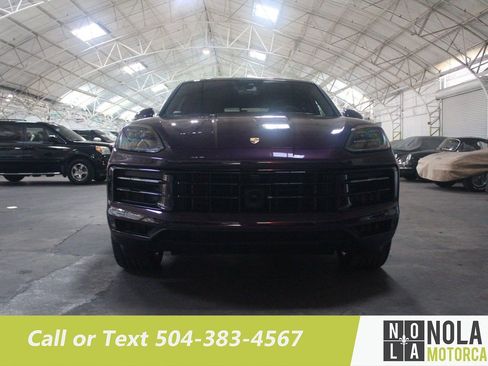 Used 2024 Porsche Cayenne S image 4