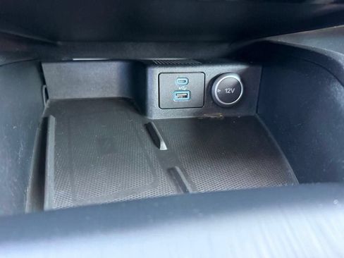 Used 2021 Ford Escape SEL w/ Technology Package FWD image 11