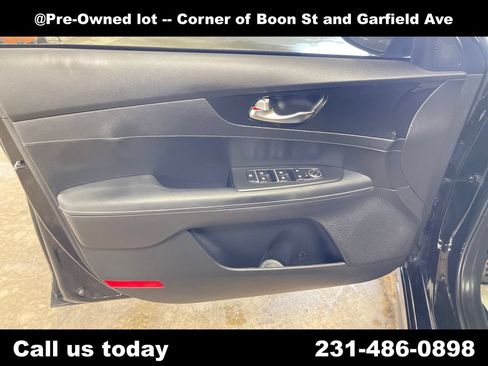 Used 2022 Kia Forte GT-Line w/ GT-Line Technology Package FWD image 15
