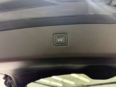 Used 2022 Chevrolet Blazer LT w/ Redline Edition FWD image 20