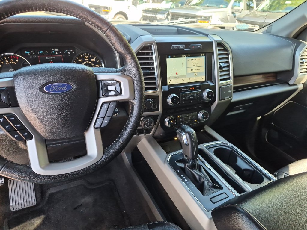 Used 2016 Ford F150 Lariat w/ Equipment Group 502A Luxury AWD/4WD image 32