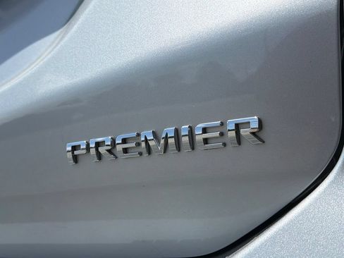 Used 2019 Chevrolet Equinox Premier FWD image 15