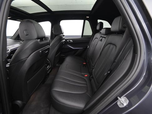 Used 2019 BMW X5 xDrive40i w/ Premium Package 2 image 43