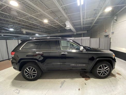 Used 2019 Jeep Grand Cherokee Limited AWD/4WD image 27