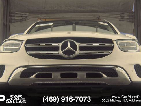 Used 2022 Mercedes-Benz GLC 300 w/ Premium Package Lite image 2