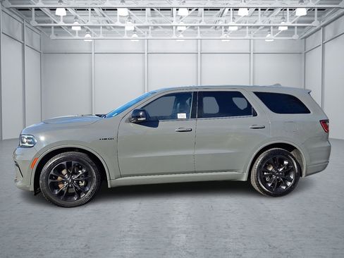Used 2022 Dodge Durango R/T w/ Blacktop Package image 2