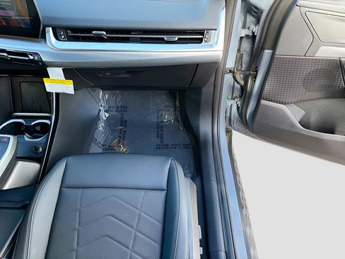 Used 2026 BMW X2 xDrive28i image 18