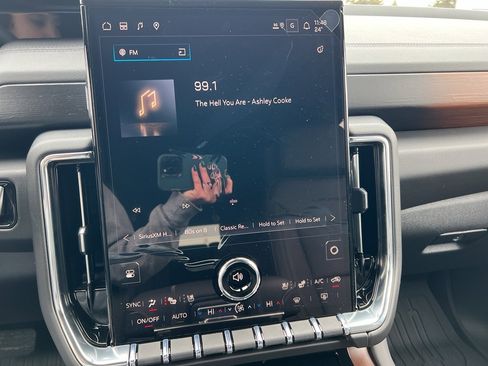 New 2026 GMC Yukon Denali image 29