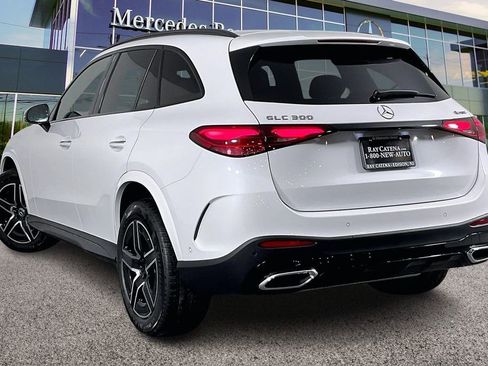 Used 2026 Mercedes-Benz GLC 300 4MATIC image 3