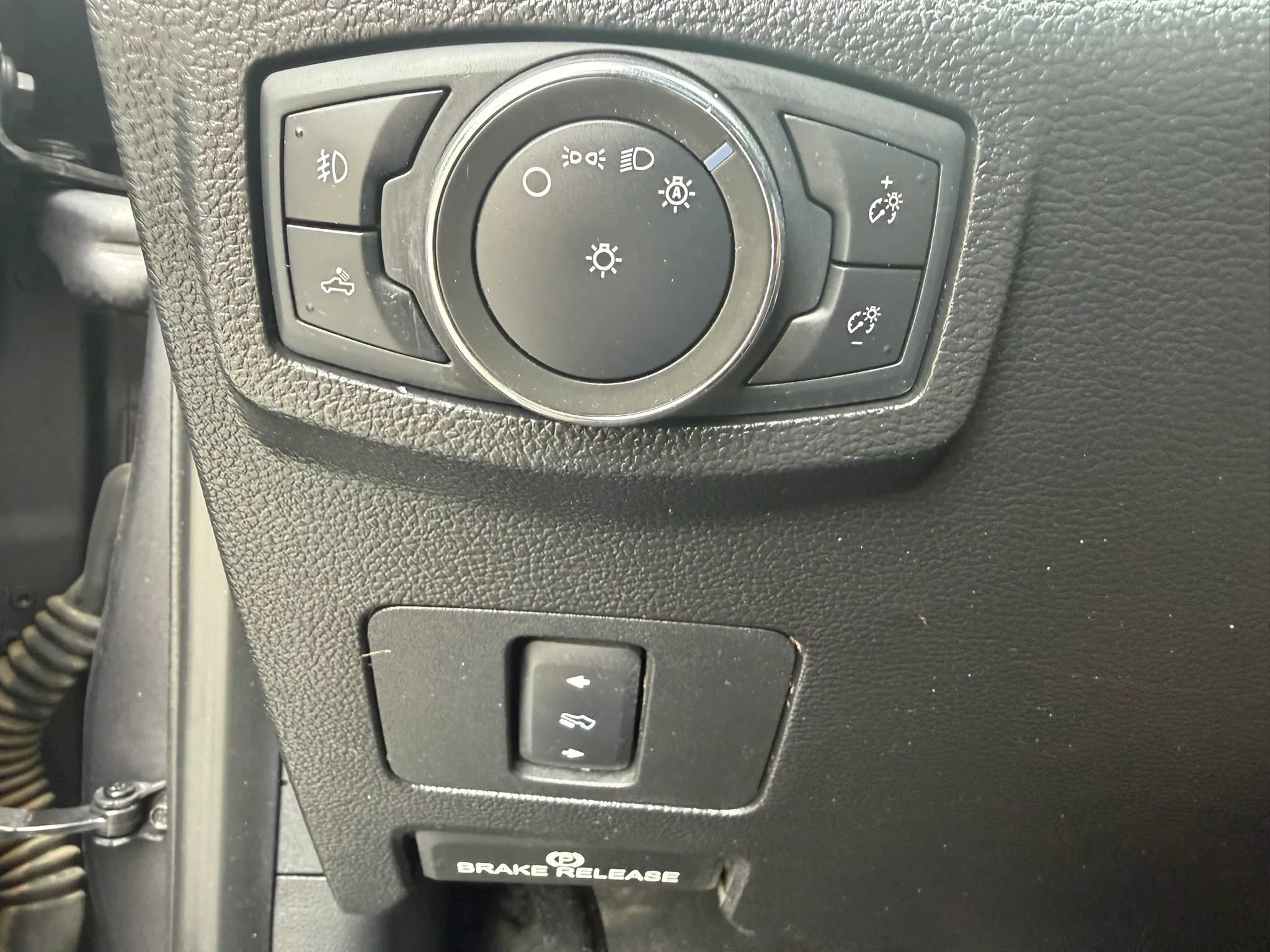 Used 2021 Ford F250 Lariat w/ FX4 Off-Road Package AWD/4WD image 17