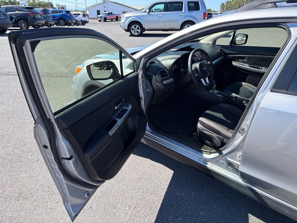 Used 2017 Subaru Crosstrek 2.0i Premium AWD/4WD image 14