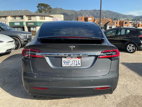 Used 2019 Tesla Model X Performance image 4