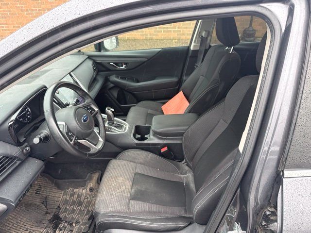 Used 2022 Subaru Outback Premium AWD/4WD image 5