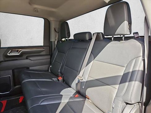 Used 2025 Chevrolet Silverado 3500 LT AWD/4WD image 19