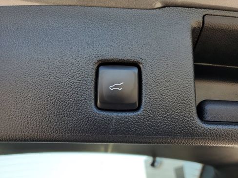 Used 2023 Ford Escape Active AWD/4WD image 32