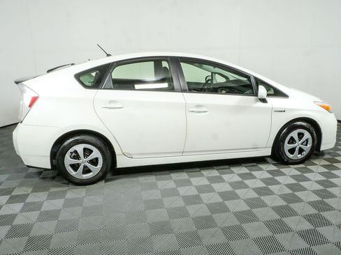 Used 2013 Toyota Prius Two FWD image 2