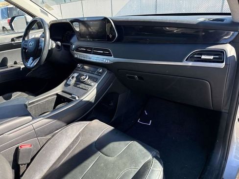 Used 2021 Hyundai Palisade Limited w/ Cargo Package image 19