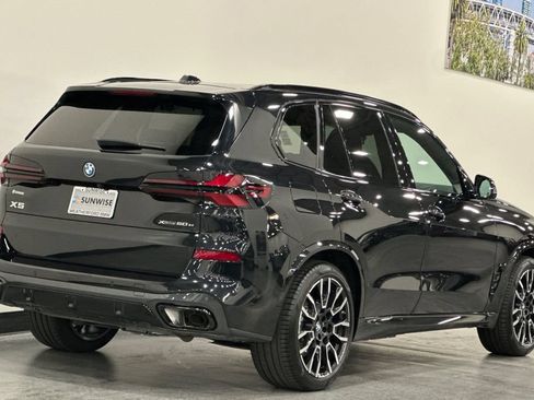 Used 2026 BMW X5 xDrive50e w/ Executive Package AWD/4WD image 4