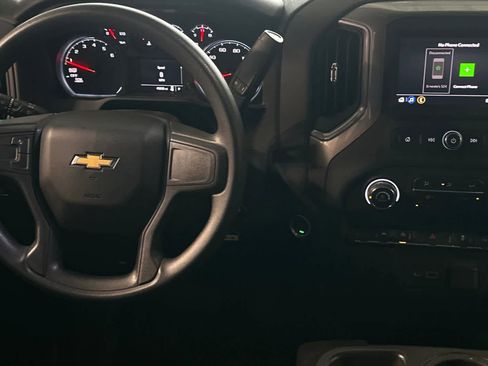 Used 2022 Chevrolet Silverado 1500 W/T w/ Trailering Package image 16