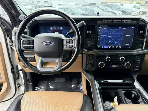 Used 2023 Ford F350 Lariat w/ Lariat Ultimate Package AWD/4WD image 27