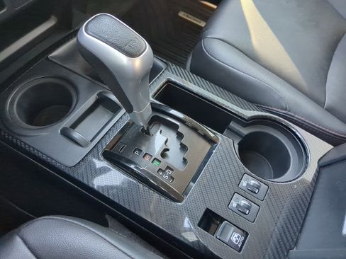 Used 2021 Toyota 4Runner TRD Off-Road Premium image 26