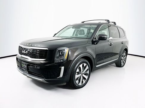 Used 2022 Kia Telluride S image 3