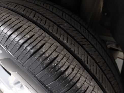 Certified 2025 Hyundai Tucson SE image 19