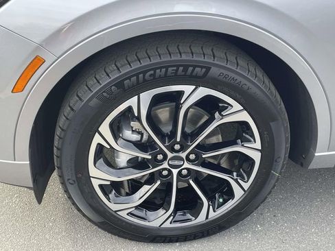 New 2026 Lincoln Nautilus Reserve AWD/4WD image 5