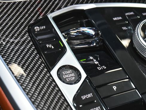 Used 2023 BMW X7 M60i w/ Executive Package AWD/4WD image 32