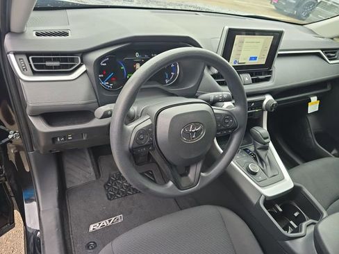 Used 2025 Toyota RAV4 LE image 15