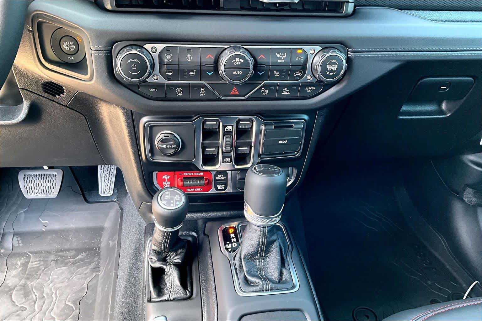New 2026 Jeep Gladiator Rubicon AWD/4WD image 18