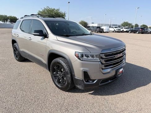 Used 2023 GMC Acadia AT4 w/ Technology Package AWD/4WD image 4
