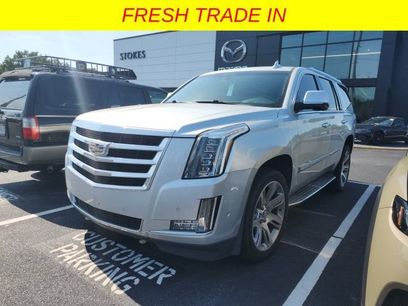 Used 2017 Cadillac Escalade Luxury