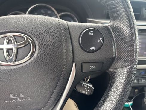 Used 2014 Toyota Corolla LE image 20