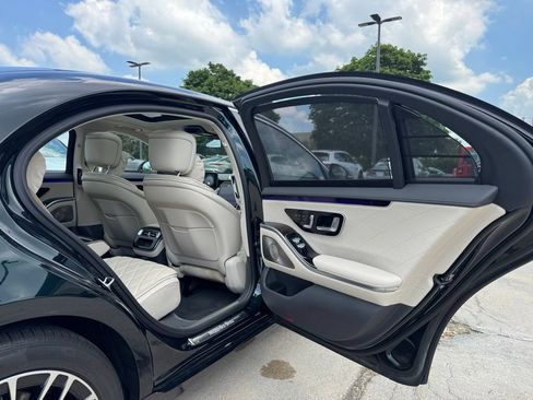 Used 2023 Mercedes-Benz S 580 4MATIC Sedan image 24