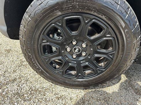 Certified 2025 Ford Bronco Sport Badlands w/ Badlands Tech Package AWD/4WD image 9