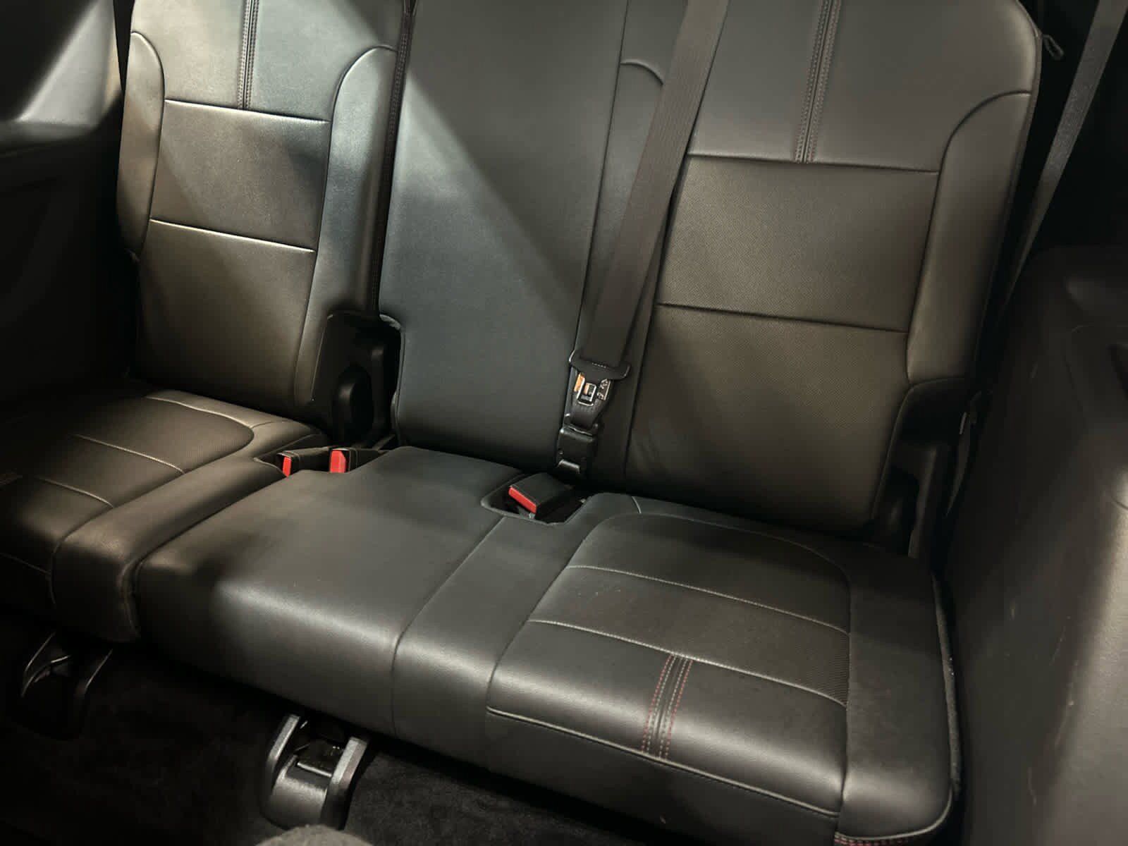 Used 2023 Chevrolet Traverse RS AWD/4WD image 11