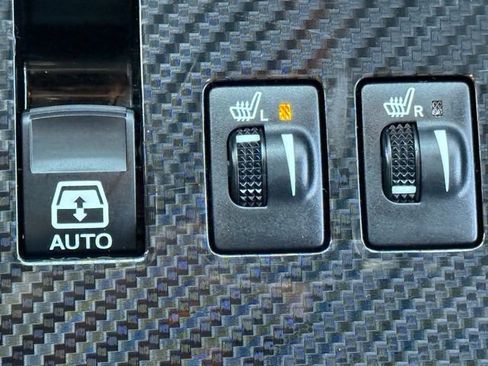 Certified 2024 Toyota 4Runner TRD Off-Road Premium image 26